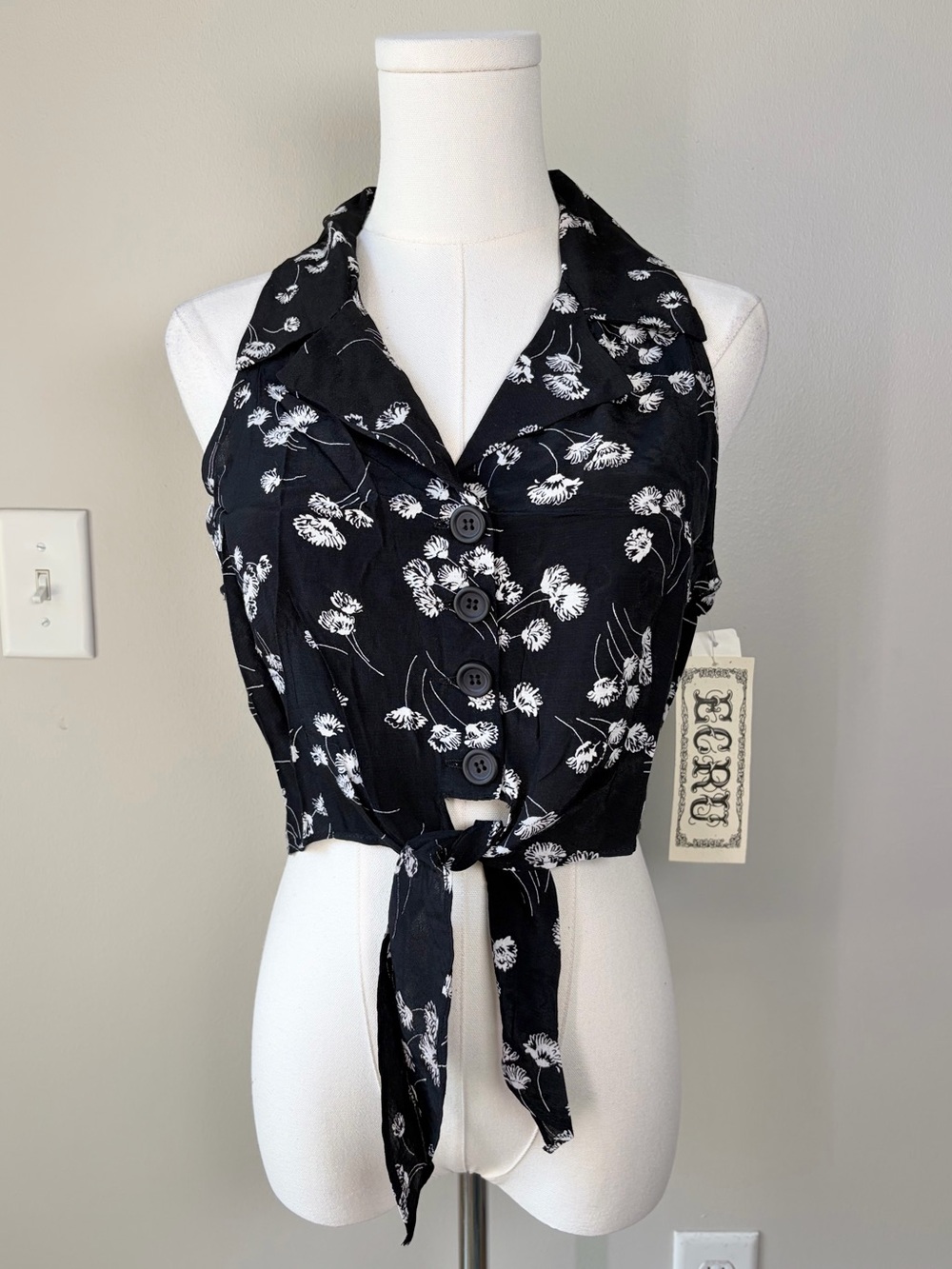 Ecru Deadstock Vintage Black Floral Sleeveless Button Up Tie Front Blouse Retro